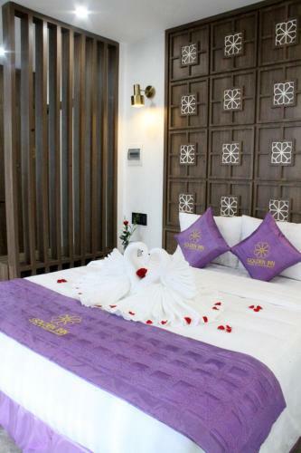 Golden Inn Hotel