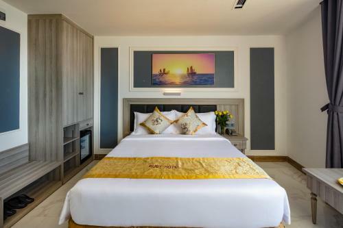 Ruby Hotel