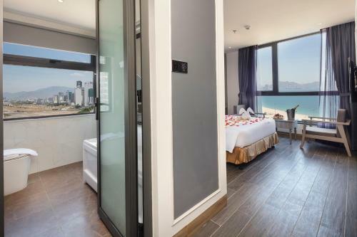 Ruby Hotel