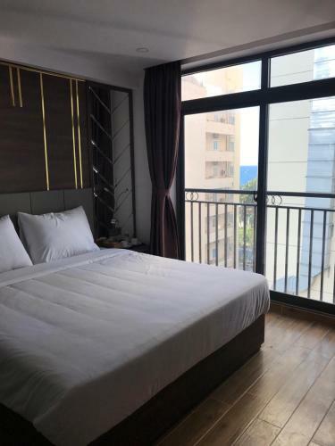 Grand Beach Hotel