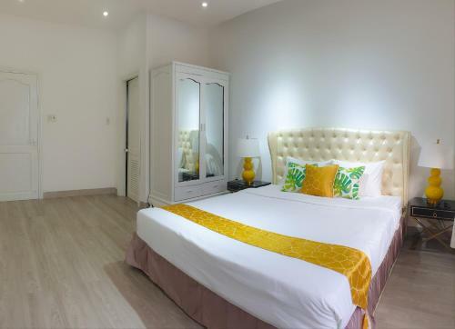 Cala South Beach Villas 2