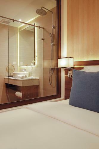 Seana Hotel