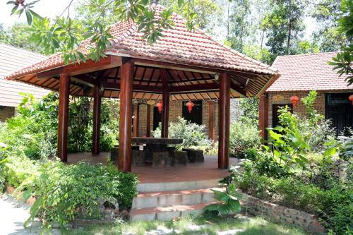Bed & Breakfast Hang Mua Valley Homestay
