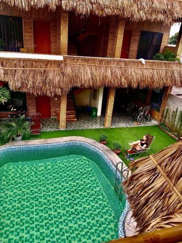 Hang Mua Bamboo Homestay