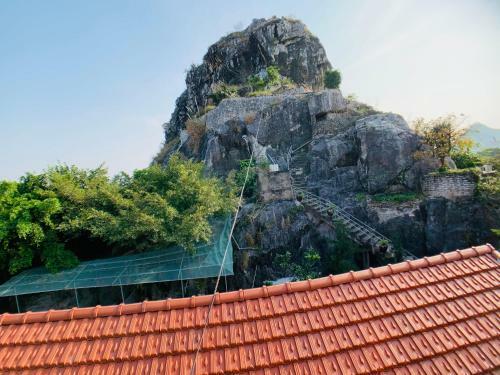 Trang An Mountainside Homestay