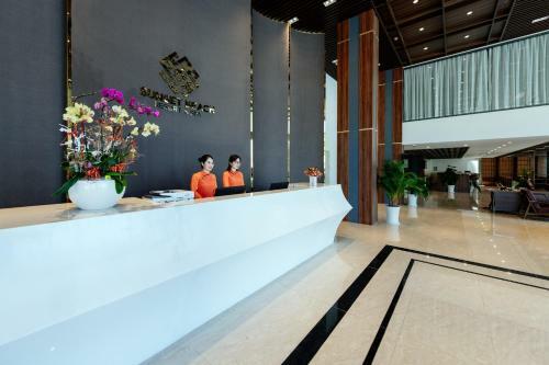 Hotel Sunset Beach Resort And Spa