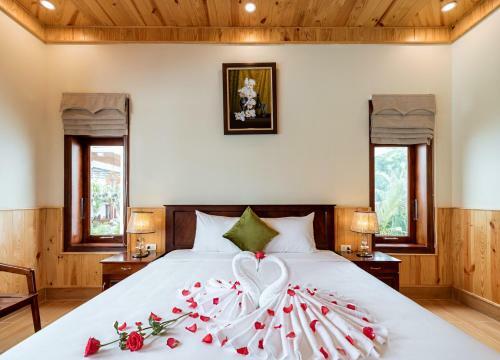Hostal Bungalow S�ng T??i Mountains
