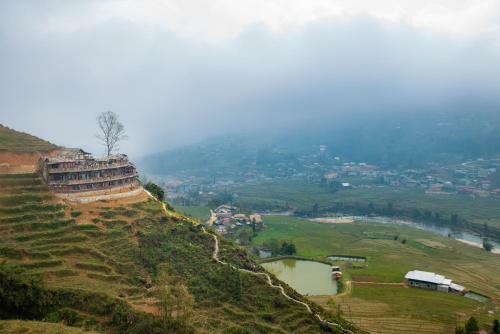 Muong Hoa River View Homestay