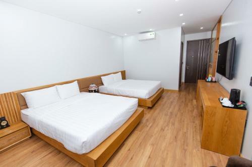 Queen Hotel Ho�ng Gia