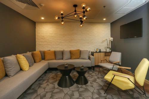 Aparthotel Citadines Central Binh Duong
