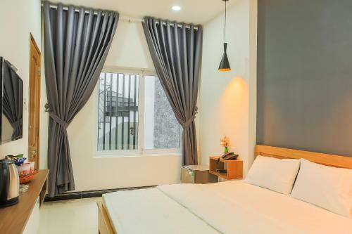 Sky Hotel