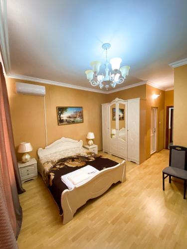 Hostal ?????