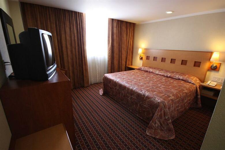 Hotel Mirabel