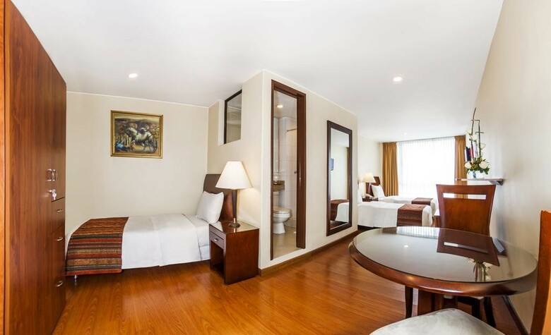 Hotel 51 Plaza