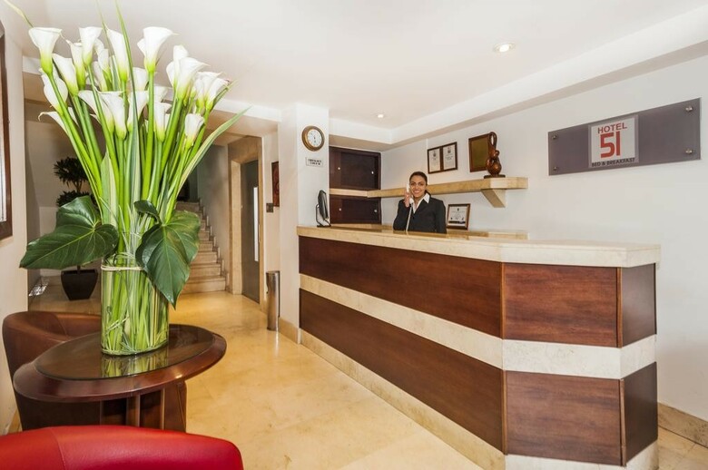 Hotel 51 Plaza