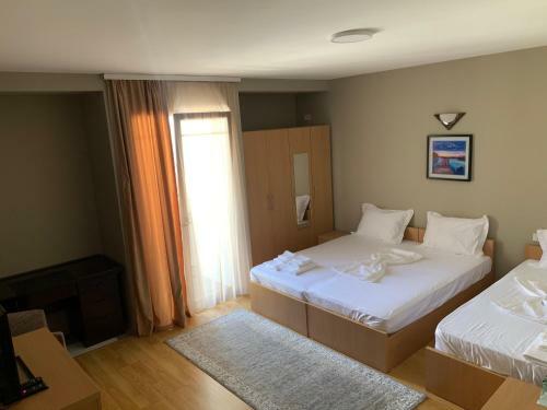 Dejavu Hotel 2