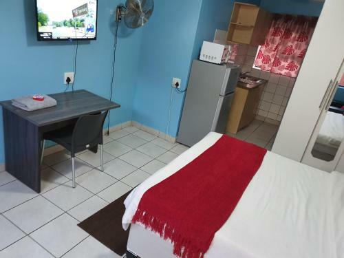 Hostal Naya Lodge