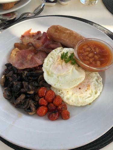 8 On Acacia Bed & Breakfast