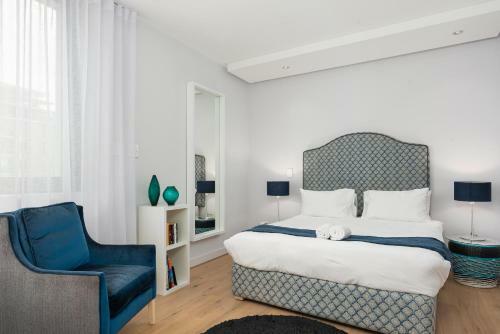 Chelsea Apartments