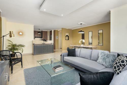 Island Club Apartments