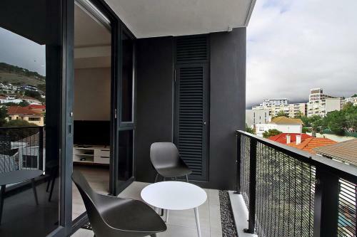 1 Bedroom Apartment At 35 On Main