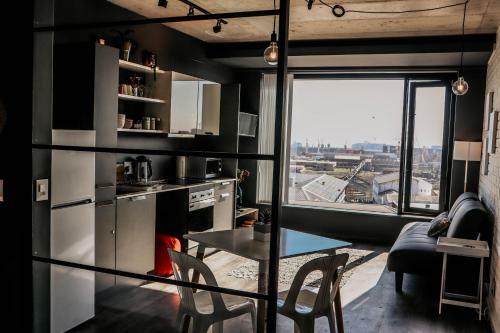 Apartamento Wex1 - Modern,wifi,netflix,gym,pool, Secure Parking