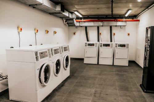 Apartamento Wex1 - Modern,wifi,netflix,gym,pool, Secure Parking