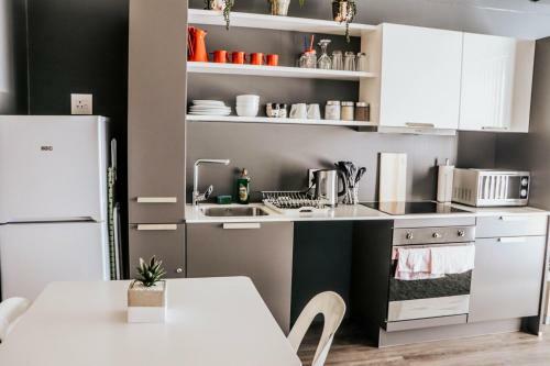 Apartamento Wex1 - Modern,wifi,netflix,gym,pool, Secure Parking