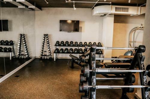 Apartamento Wex1 - Modern,wifi,netflix,gym,pool, Secure Parking