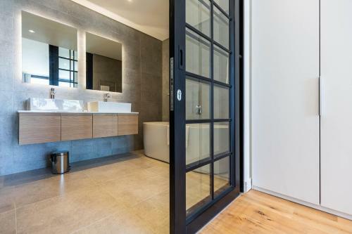Apartamento Glengariff Luxury Suites By Totalstay