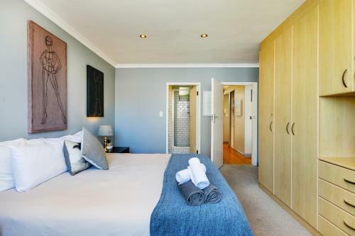 Atlantic Apartment With Bantry Bay Seaviews