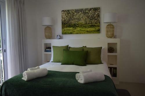 Breathtaking 3 Bedroom Apartment In Cape Town