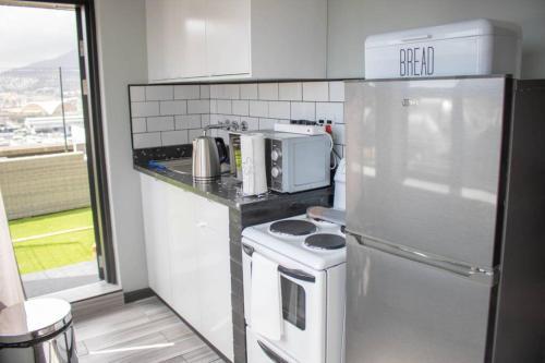 Modern Penthouse Apartment. City Center. 11.1