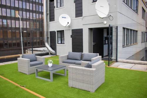 Modern Penthouse Apartment. City Center. 11.1