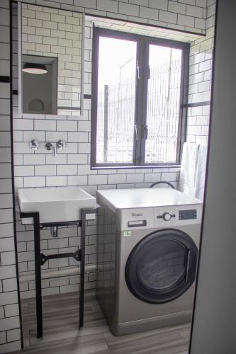 Modern Penthouse Apartment. City Center. 11.1