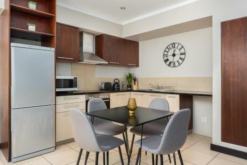 Icon Apartments