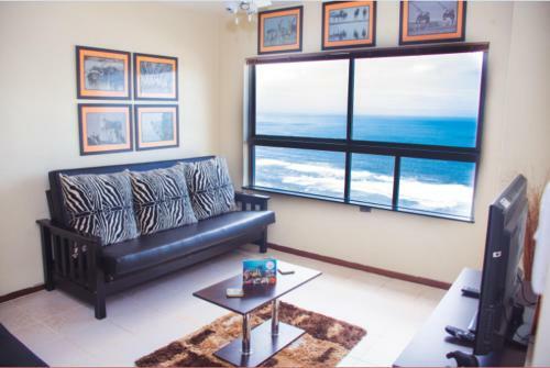 Apartamentos High Tide Beach Condo