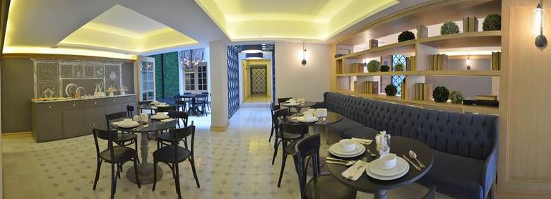 Hotel Plaza Revoluci�n