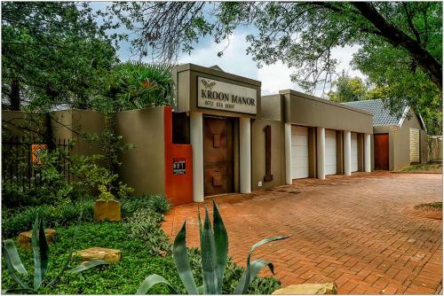 Hostal Kroon Manor