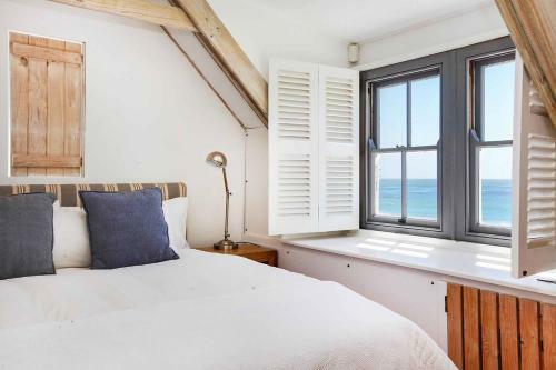 Bungalow Beach Villa