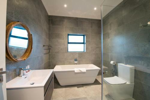 Shark Bay Hotel & Spa