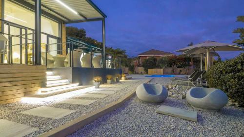 Knysna Holiday Home - Amazing Lagoon Views