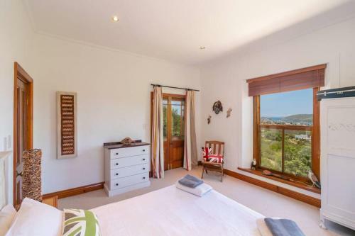 Villa Knysna Tuscan Hideaway- Ef1