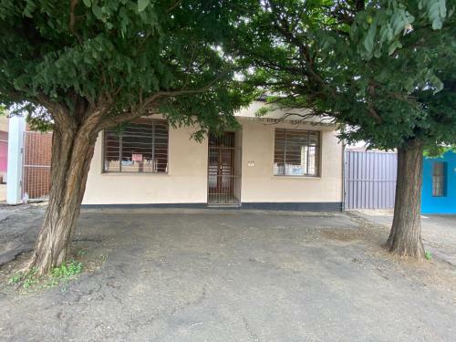 Apartamento Gibson Budget Accommodation