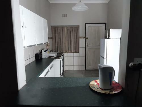 Roos Getaway Apartments #4