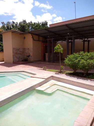 4 Bedrooms Exclusive Apartment In Jesmondin