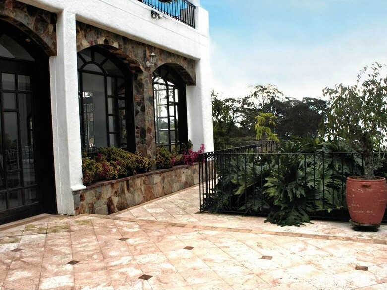 Hotel Villa De Los Angeles