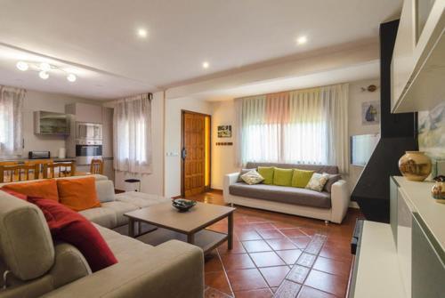 Montbarbat Villa Sleeps 8 Pool Wifi