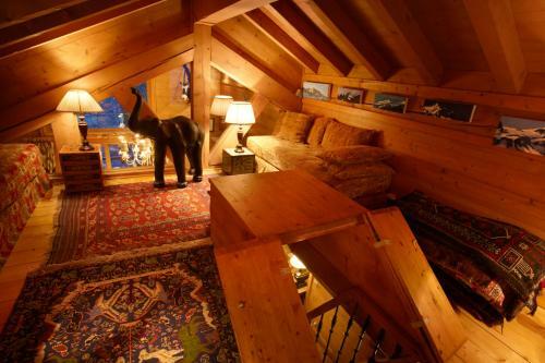 Mussillon Chalet Sleeps 8 Wifi