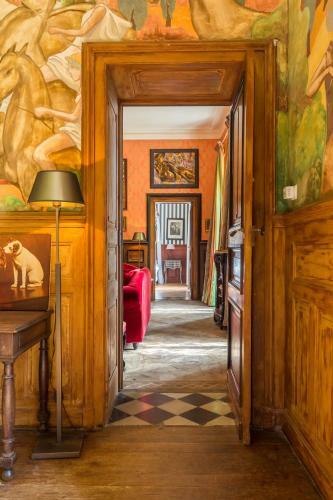 Montjoi Chateau Sleeps 26 Pool Wifi